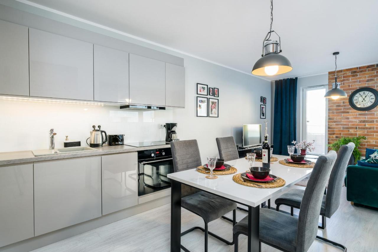 Apartments Poznan Niedzialkowskiego By Noclegi Renters Екстериор снимка